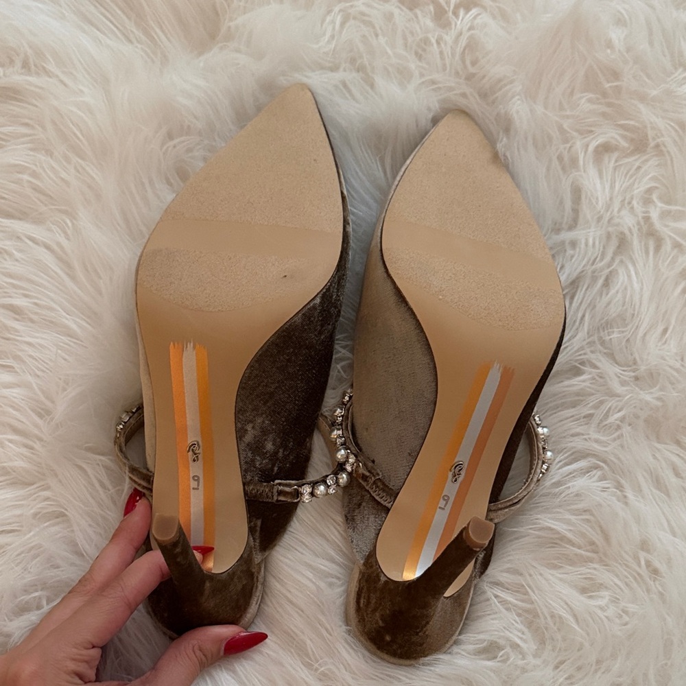 Sam Edelman Beige Heels with Rhinestone Accent - Picture 10 of 14